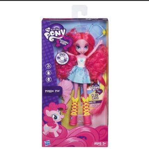 Pinkie Pie Juguete My Little Pony La Magia De La Amistad Wiki Fandom Pinkie pie, full name pinkamena diane pie, is a female earth pony and one of the main characters of my little pony friendship is magic. pinkie pie juguete my little pony
