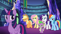 Pinkie's friends unamused by her antics EG2