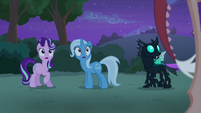 Starlight, Trixie, Thorax look at Discord S6E25