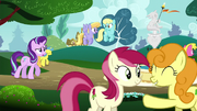 Starlight walking unsure of herself S6E6