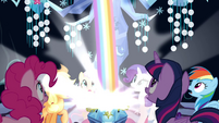 The Mane 6 sees a rainbow coming out of the chest S4E26