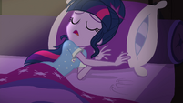 Twilight Sparkle having a nightmare EG4