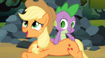 Applejack liking the scratching on her back S3E9