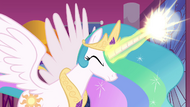 Celestia about to transfer her magic S4E26