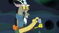 Discord tapping a microphone S6E26