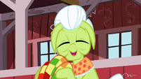 Granny Smith reminiscing 3 S3E8