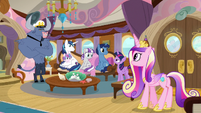 Iron Will and Sparkle family in zeppelin cabin S7E22
