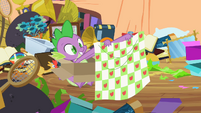 Spike with blanket S2E10