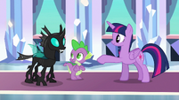 Twilight Sparkle offers a hoof to Thorax S6E16