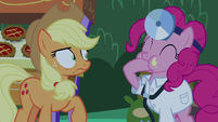 Nurse Pinkie stuffs cupcake in her mouth S9E17