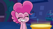 Pinkie Pie grinning very nervously PLS1E11b