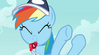 Rainbow Dash using whistle S2E22