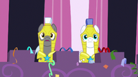 Royal guards look at the surprise party S9E4