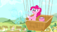 Pinkie Pie making a bubble shaped like a pony S4E12