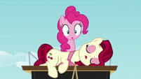 Pinkie sees something S5E11