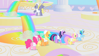 Rainbow pools in Cloudsdale.