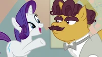 Rarity continues singing for Coriander S6E12