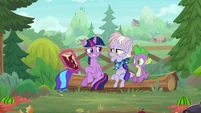 Twilight feeling very embarrassed S9E5.png (1.06 MB)