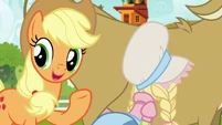 Applejack "we hired a new milkmaid" S7E19.png (851 KB)