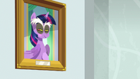 Discord's eyes appear in Twilight's portrait S8E15