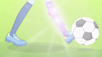 Light glares off Rainbow's sock as she kicks CYOE17a