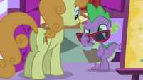 Spike as a bouncer S4E14