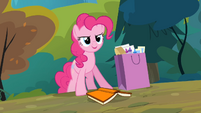 Pinkie Pie 'You guys are the best family ever!' S4E09