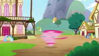 Pinkie Pie spinning around MLPRR