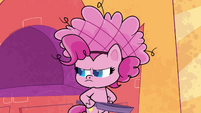 Pinkie Pie thinking of something PLS1E1b