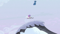 Night Glider deja caer a Double Diamond en una colina nevada EMC-P2