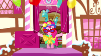 Pinkie Pie steps outside in ridiculous outfit S4E12