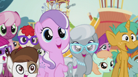 Cheerilee and school foals in awe S5E18