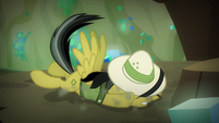 Daring Do collapses to the ground S6E13