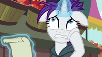 Rarity nervous about showing her mane in public S7E19