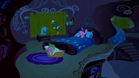 Twilight and Spike sleeping S1E11