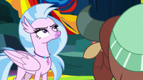 Silverstream looking annoyed at Ocellus S9E3