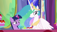 Twilight and Celestia waiting for Starlight S6E6