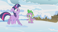 Twilight backing away from snake den S1E11