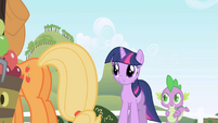 Twilight to Applejack -Good afternoon- S1E01