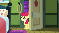 Apple Bloom looking S3E08