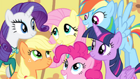 Fluttershy surrounded by her friends S4E14