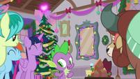Spike "all about friends and presents" S8E16