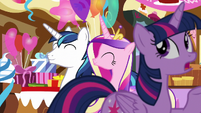 Twilight "first we went to the schoolhouse" S5E19