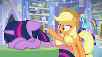 Applejack "that don't mean you quit tryin'!" S9E25