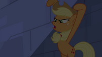 Applejack being dramatic S4E03