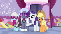 Rarity "prepare for tomorrow's big show" S7E9