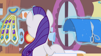 Rarity working S4E19