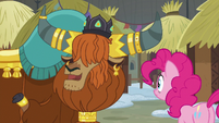 Rutherford introduces Pinkie to Yickslurbertfest S7E11