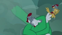 Green dragon grabs white Legion cadet in its claw S7E16.png (600 KB)