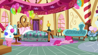 Pinkie on the floor S5E11